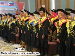 konveksi baju toga wisuda Mataram